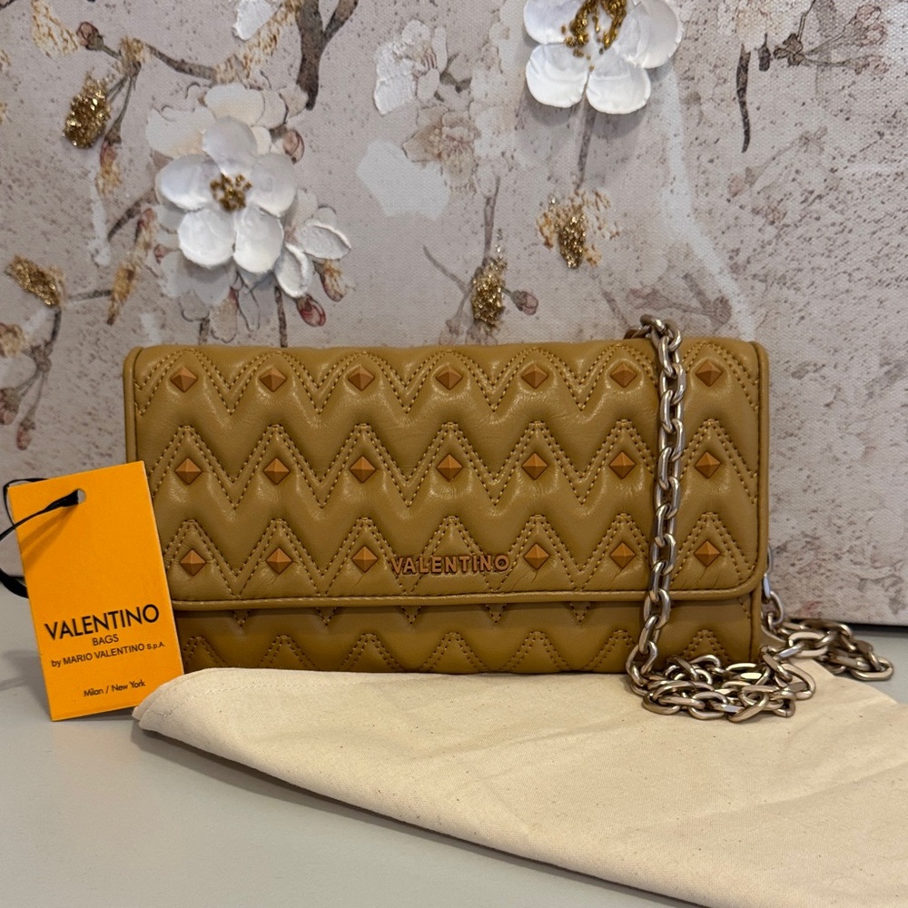 Valentino✨ Julius Wallet Chain by Mario Valentino